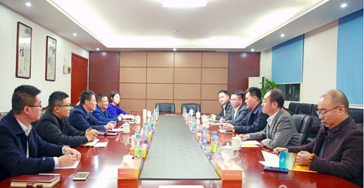 1575258330487313.png 中铁-1.png